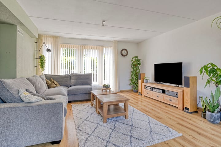 Photo 14 of Anna van Bossetuin 14