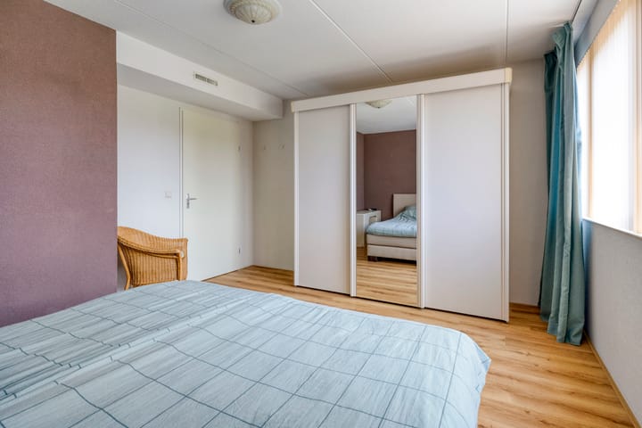 Photo 27 of Anna van Bossetuin 14