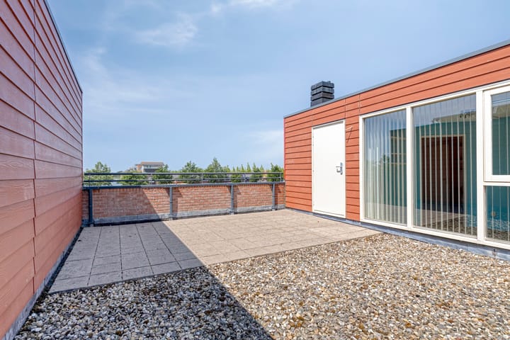 Photo 40 of Anna van Bossetuin 14