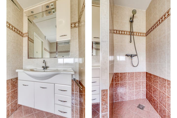 Photo 33 of Anna van Bossetuin 14