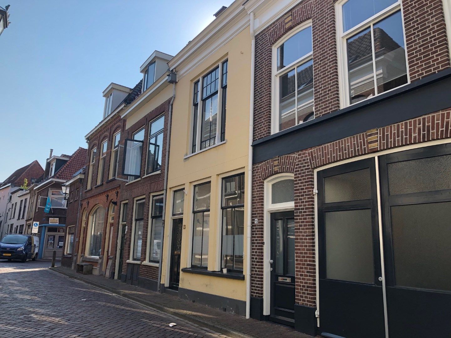 View photo 2 of Burgwalstraat 13