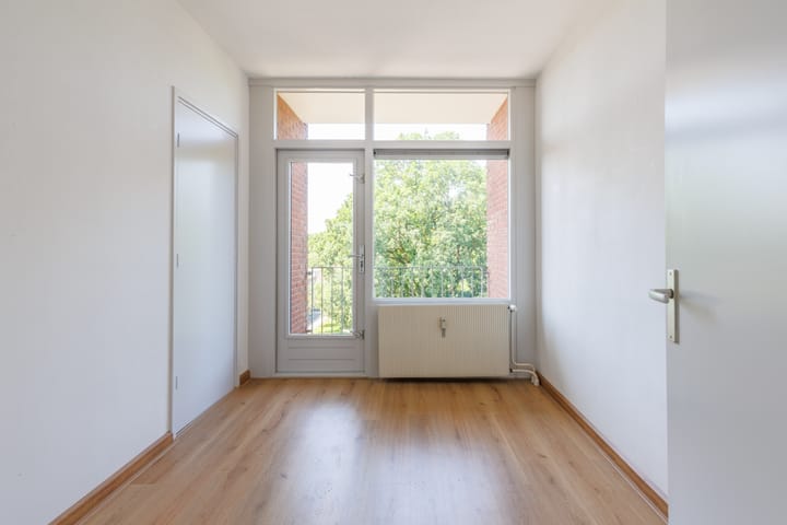 Foto 11 van Hunze 14