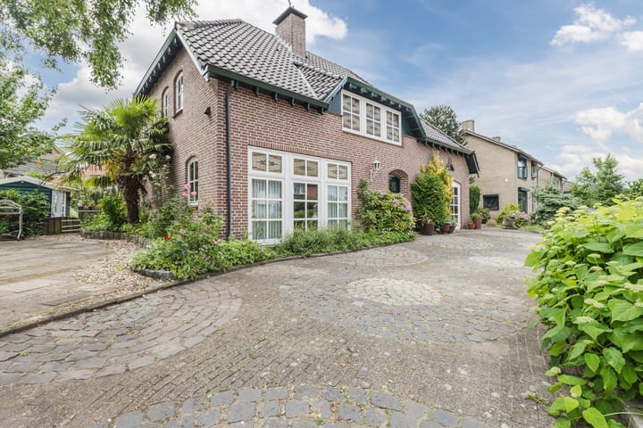 Foto 2 van Karstraat 11