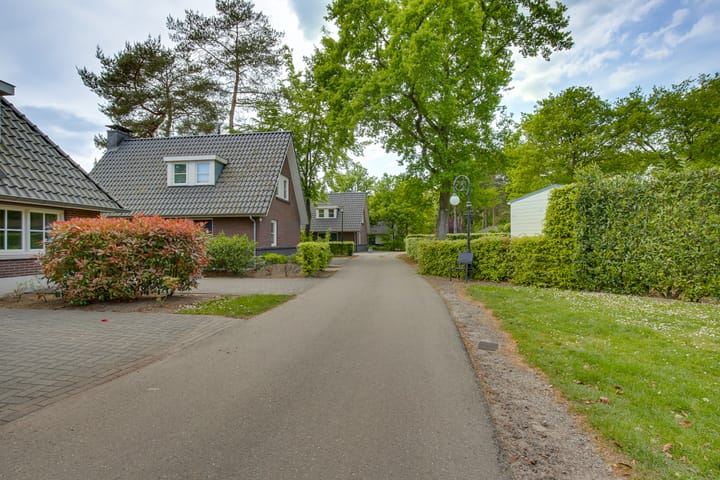 Photo 35 of Ploegdijk 2-733