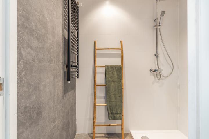 Foto 15 van Esschilderstraat 10-ZW