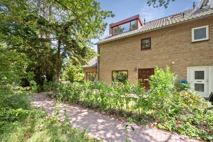 Foto 50 van Kolonel Clarklaan 4