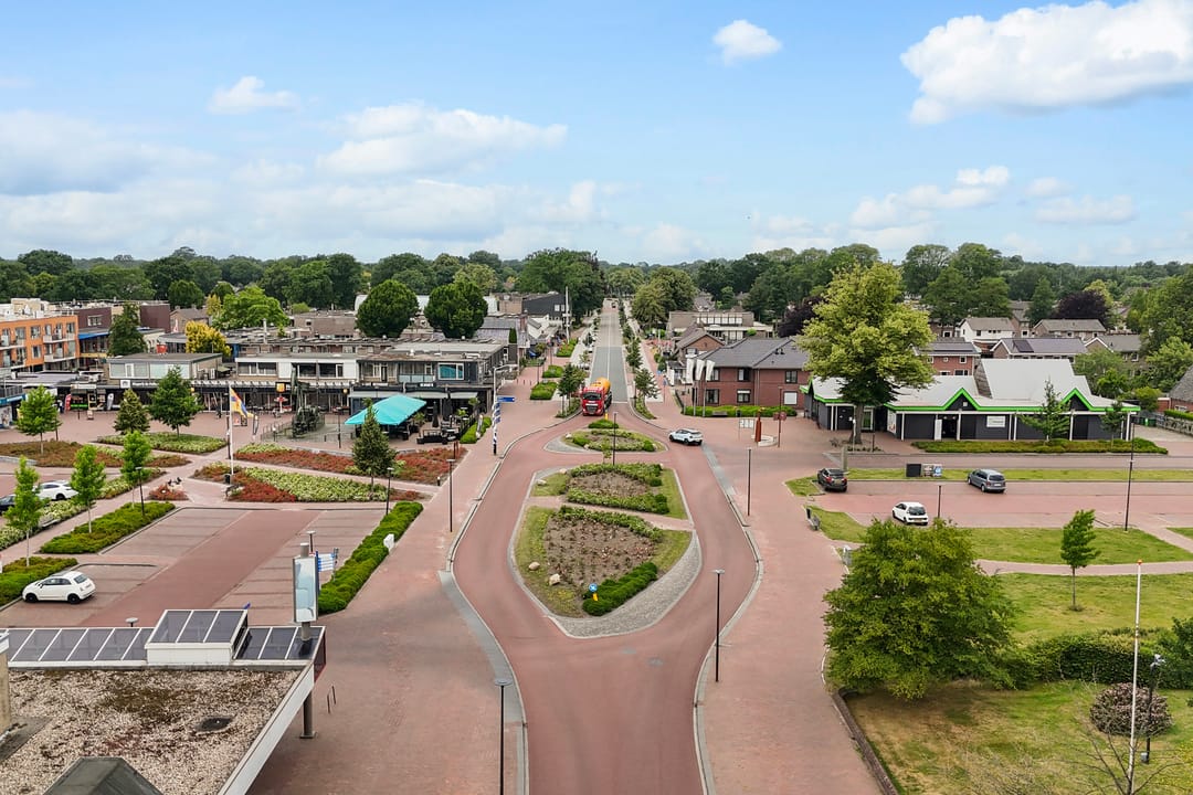 Photo 41 of Burgemeester Osselaan 1