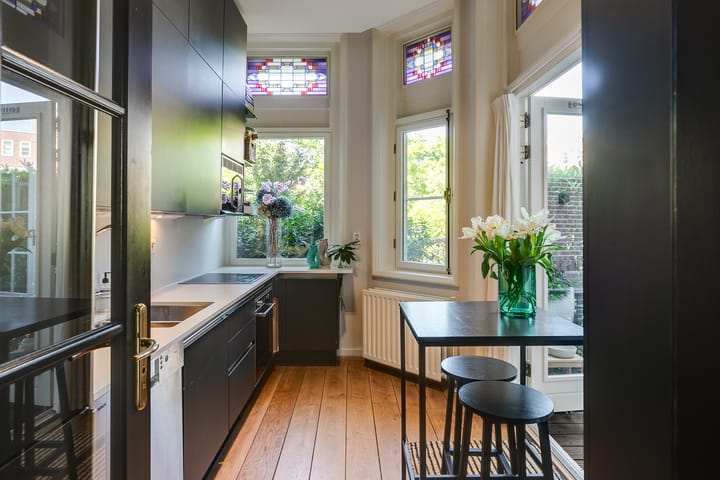 Photo 11 of Joh.M. Coenenstraat 48