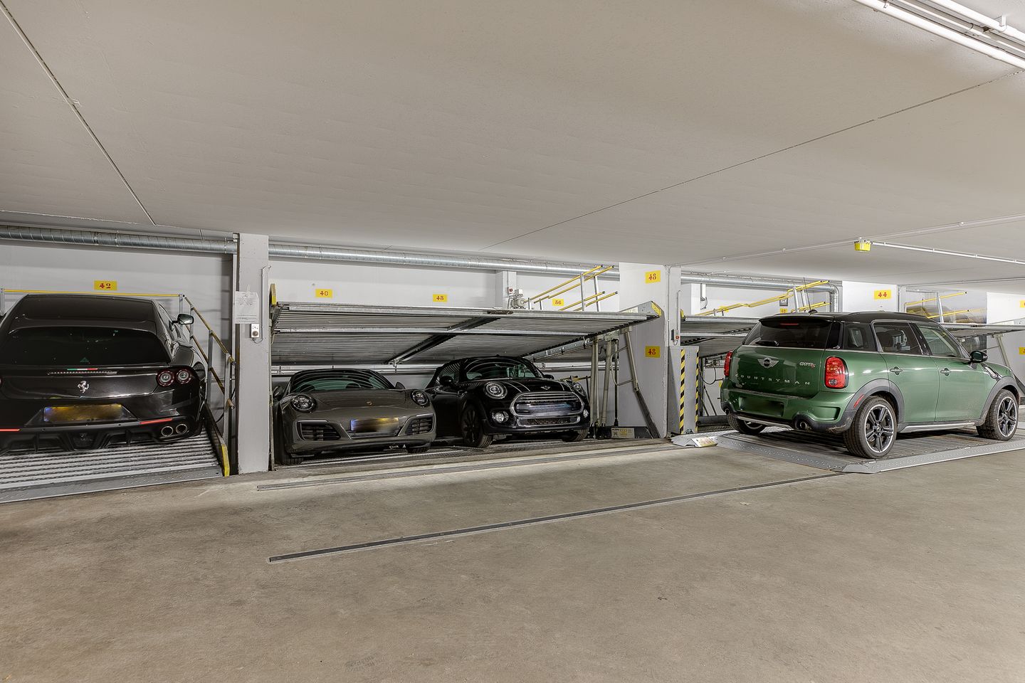 Photo 35 of Joh.M. Coenenstraat 48