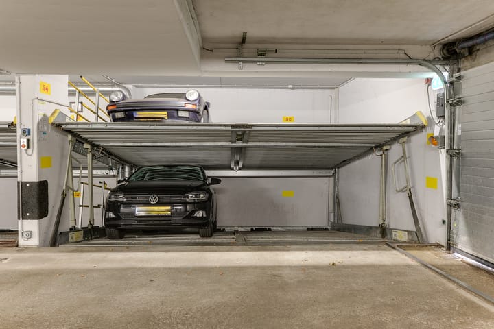 Photo 36 of Joh.M. Coenenstraat 48