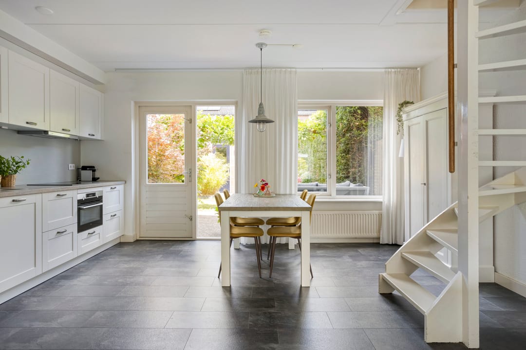 Foto 2 van Helmkruid 31