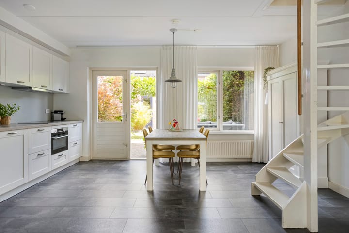 Foto 2 van Helmkruid 31