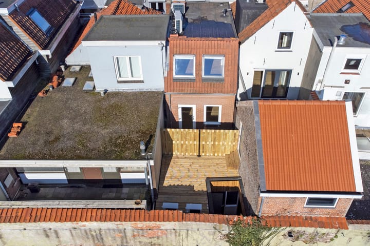 Photo 12 of Sint Adriaanstraat 13