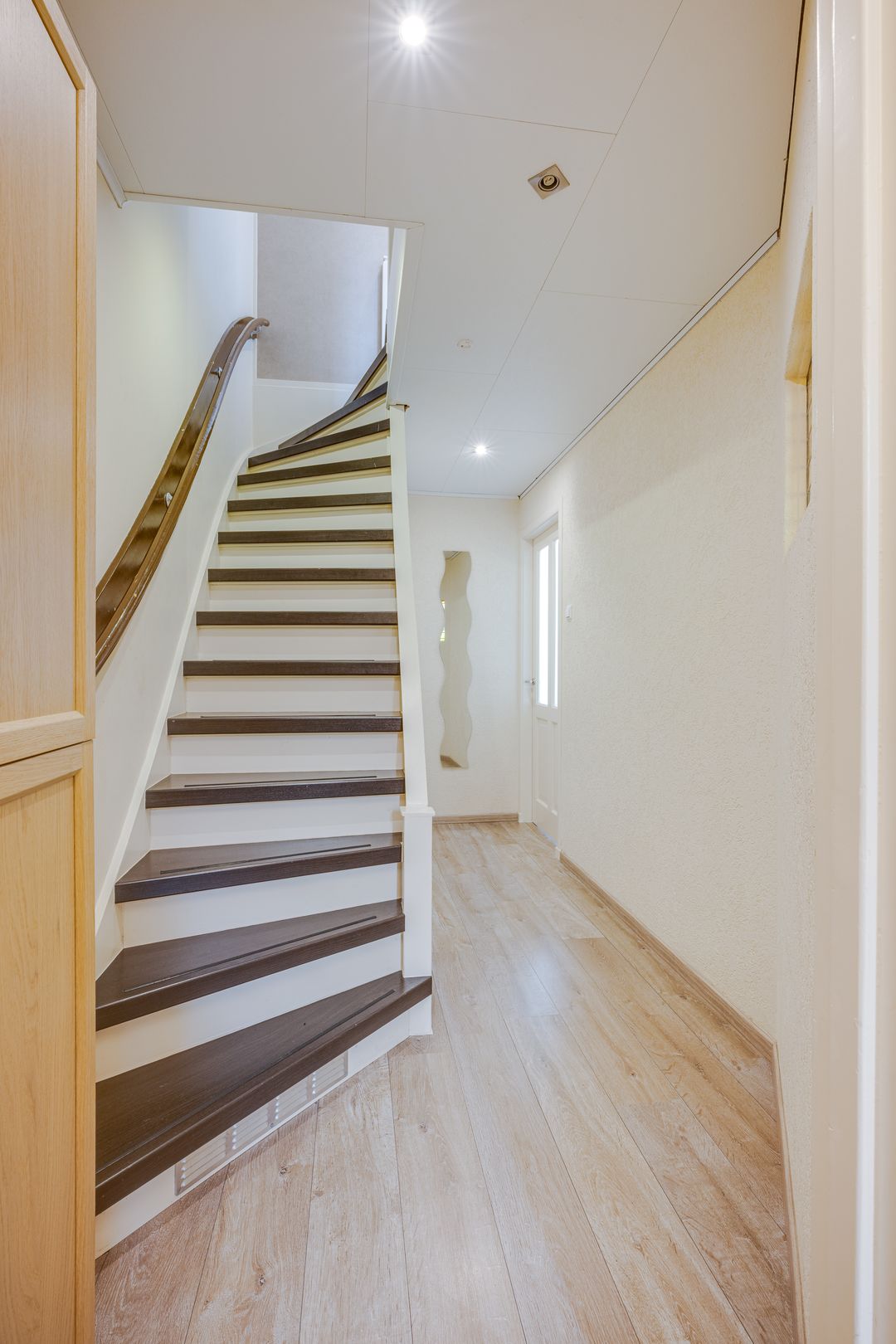 Photo 16 of Pauwenstraat 7