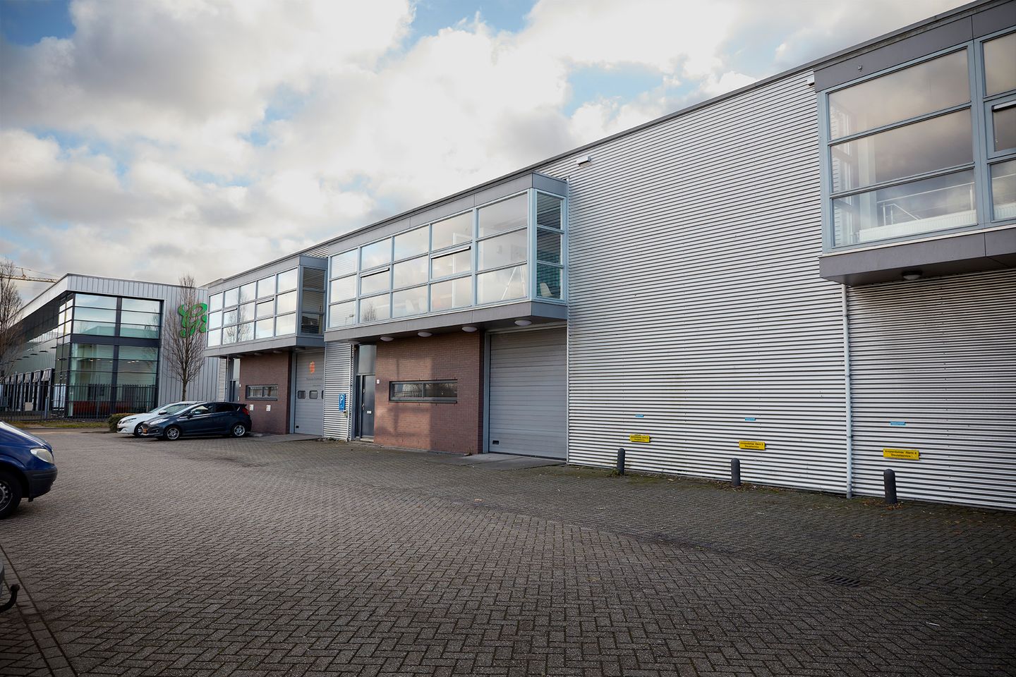 View photo 2 of Kombuisweg 11