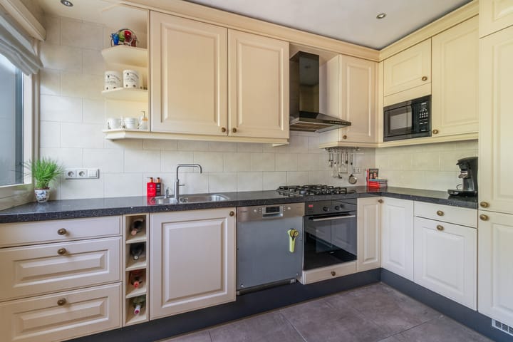 Photo 10 of Rembrandtlaan 112