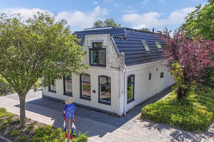 Photo 5 of Hoofdstraat 69