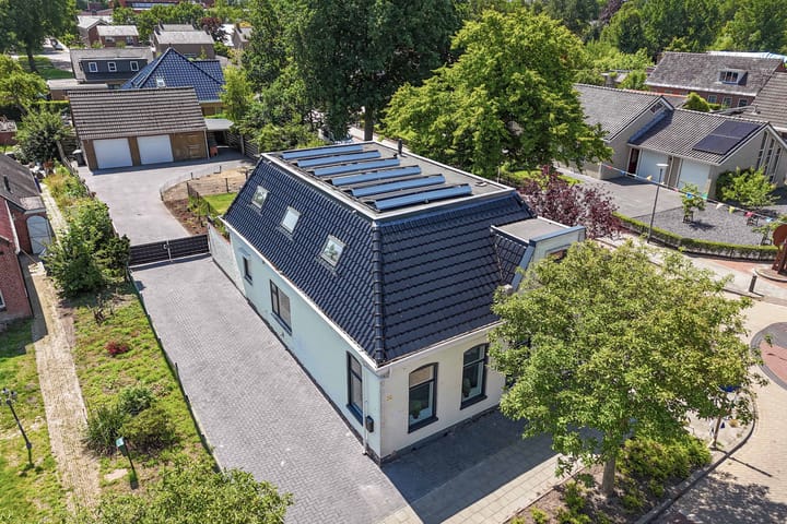 Photo 6 of Hoofdstraat 69