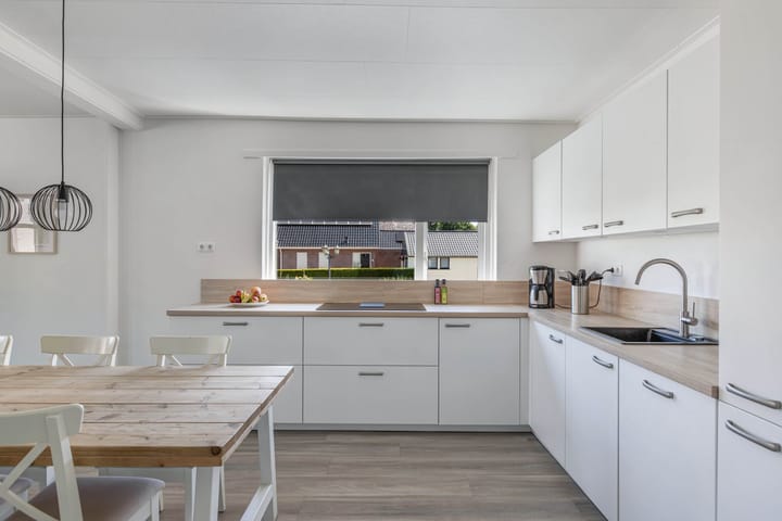 Photo 14 of Hoofdstraat 69