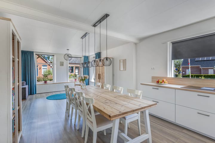 Photo 15 of Hoofdstraat 69