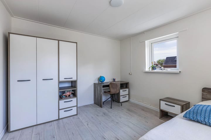 Photo 20 of Hoofdstraat 69