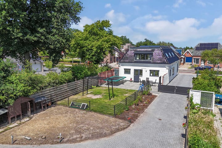 Photo 46 of Hoofdstraat 69