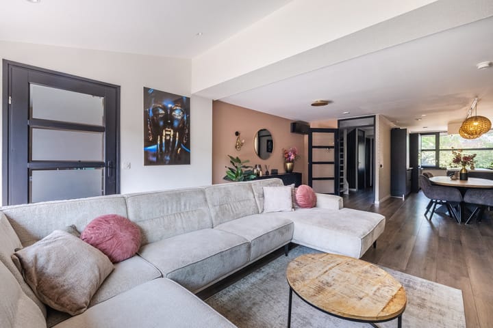 Foto 5 van Pauwoog 48