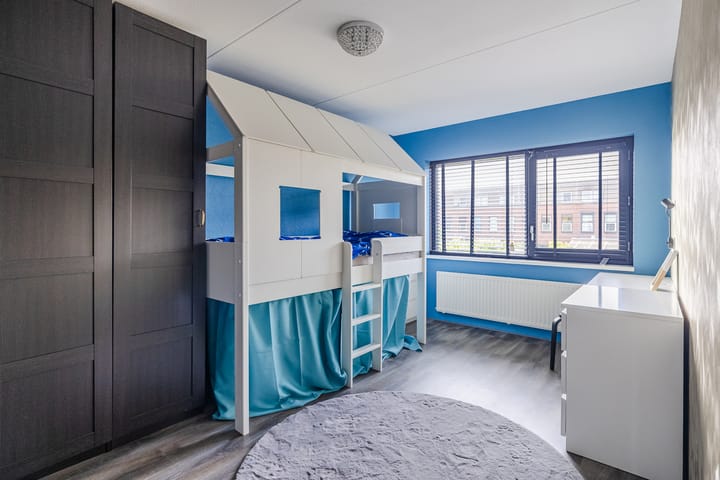 Foto 21 van Pauwoog 48