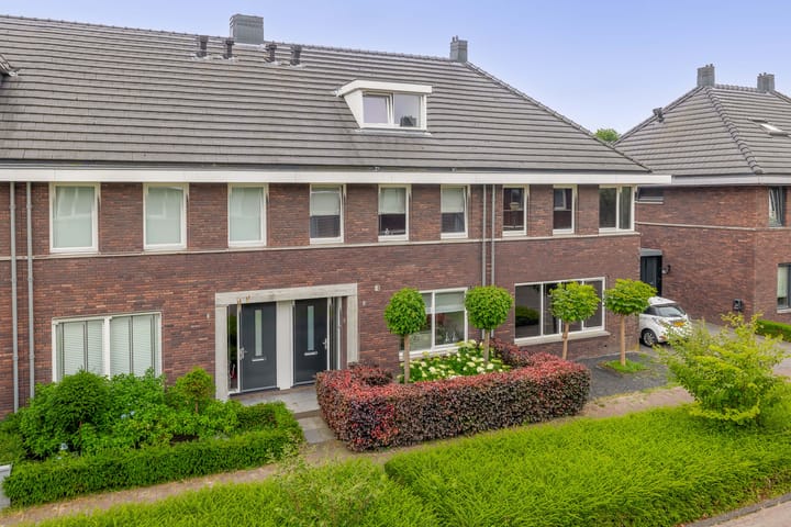 Foto 2 van Calèche 34