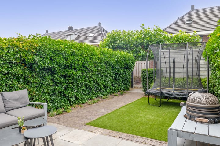 Foto 17 van Calèche 34