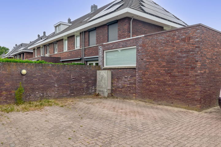 Foto 23 van Calèche 34