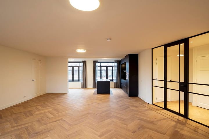 Photo 2 of Van Stolkweg 14-C5