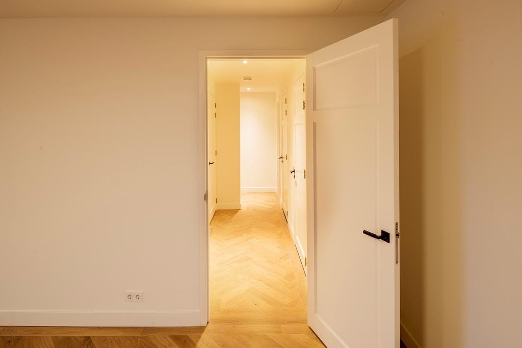 Foto 15 van Van Stolkweg 14-C5
