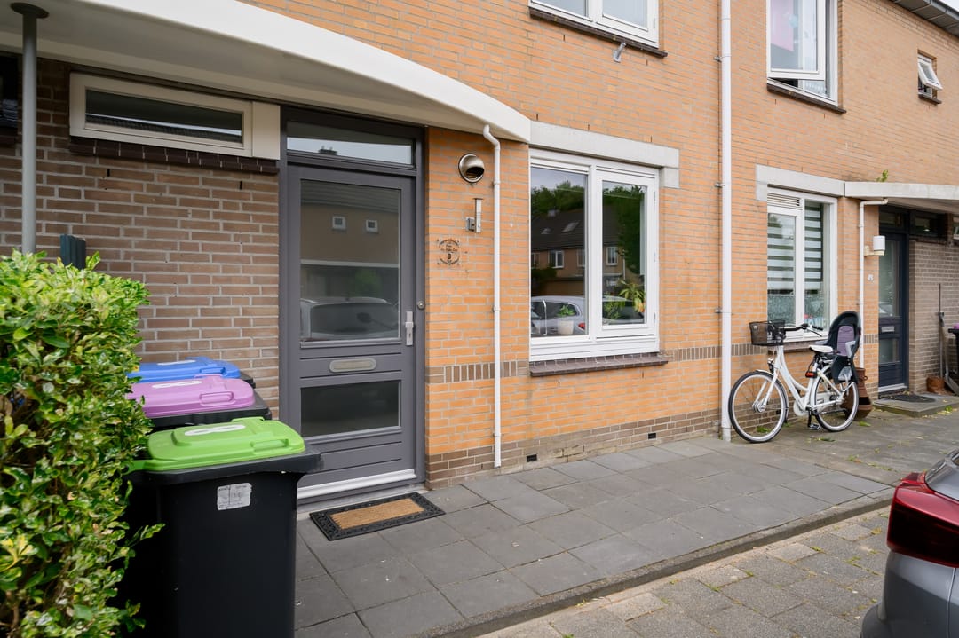 Foto 8 van Lau Mazirelstraat 8