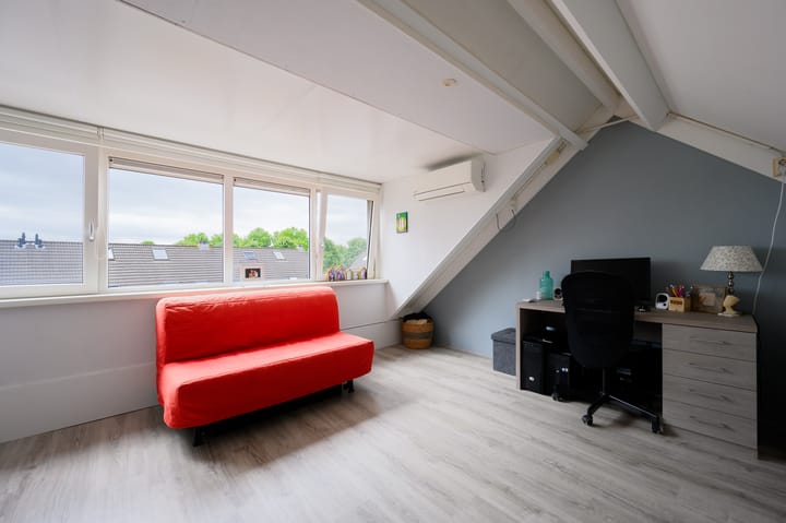 Foto 22 van Lau Mazirelstraat 8