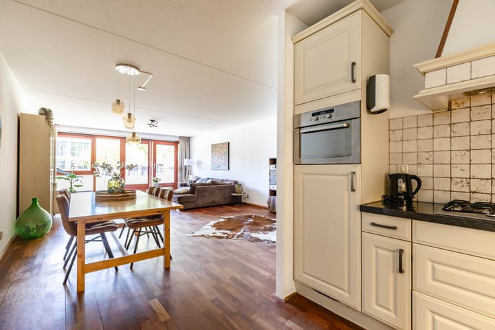 Foto 23 van Jan Steenstraat 38