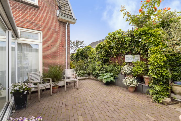 Foto 3 van Burg. Schalijstraat 25