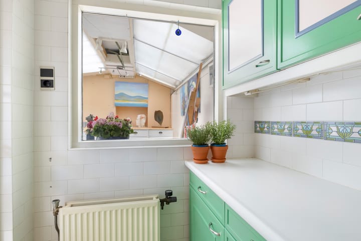 Foto 26 van Burg. Schalijstraat 25