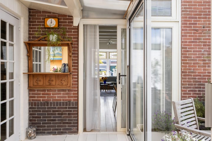 Foto 34 van Burg. Schalijstraat 25