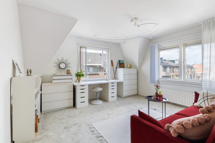 Foto 44 van Burg. Schalijstraat 25