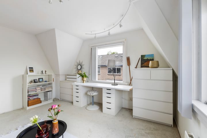 Foto 45 van Burg. Schalijstraat 25