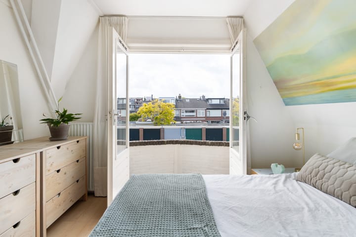 Foto 49 van Burg. Schalijstraat 25