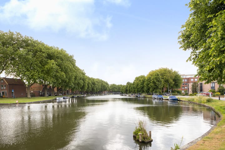 Foto 56 van Burg. Schalijstraat 25