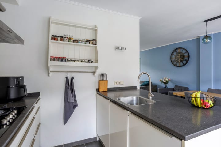 Foto 8 van Pater Rijkenstraat 13