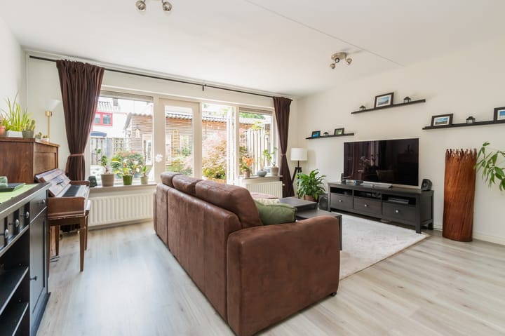 Foto 4 van Leeuwerikstraat 28