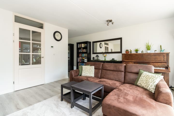 Foto 5 van Leeuwerikstraat 28