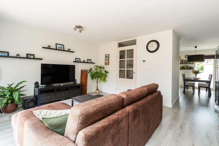 Foto 6 van Leeuwerikstraat 28