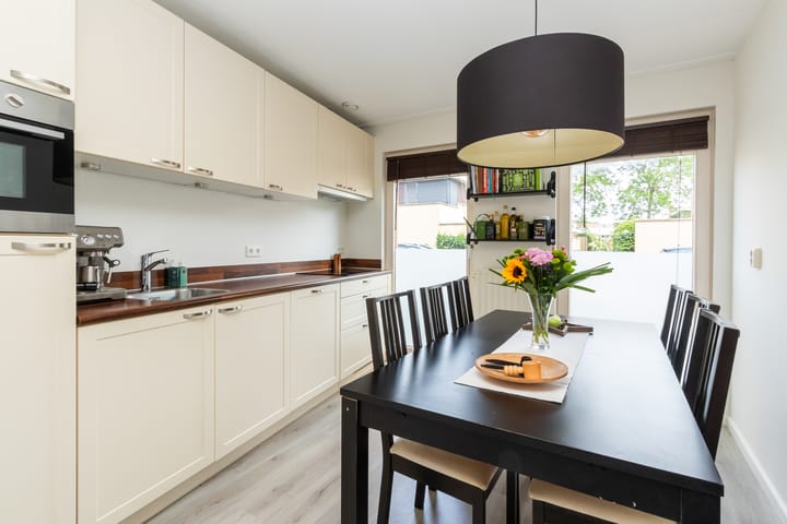 Foto 8 van Leeuwerikstraat 28