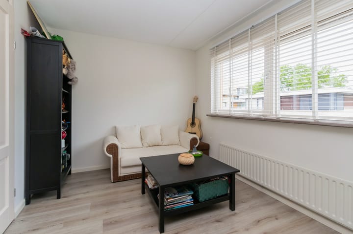 Foto 12 van Leeuwerikstraat 28