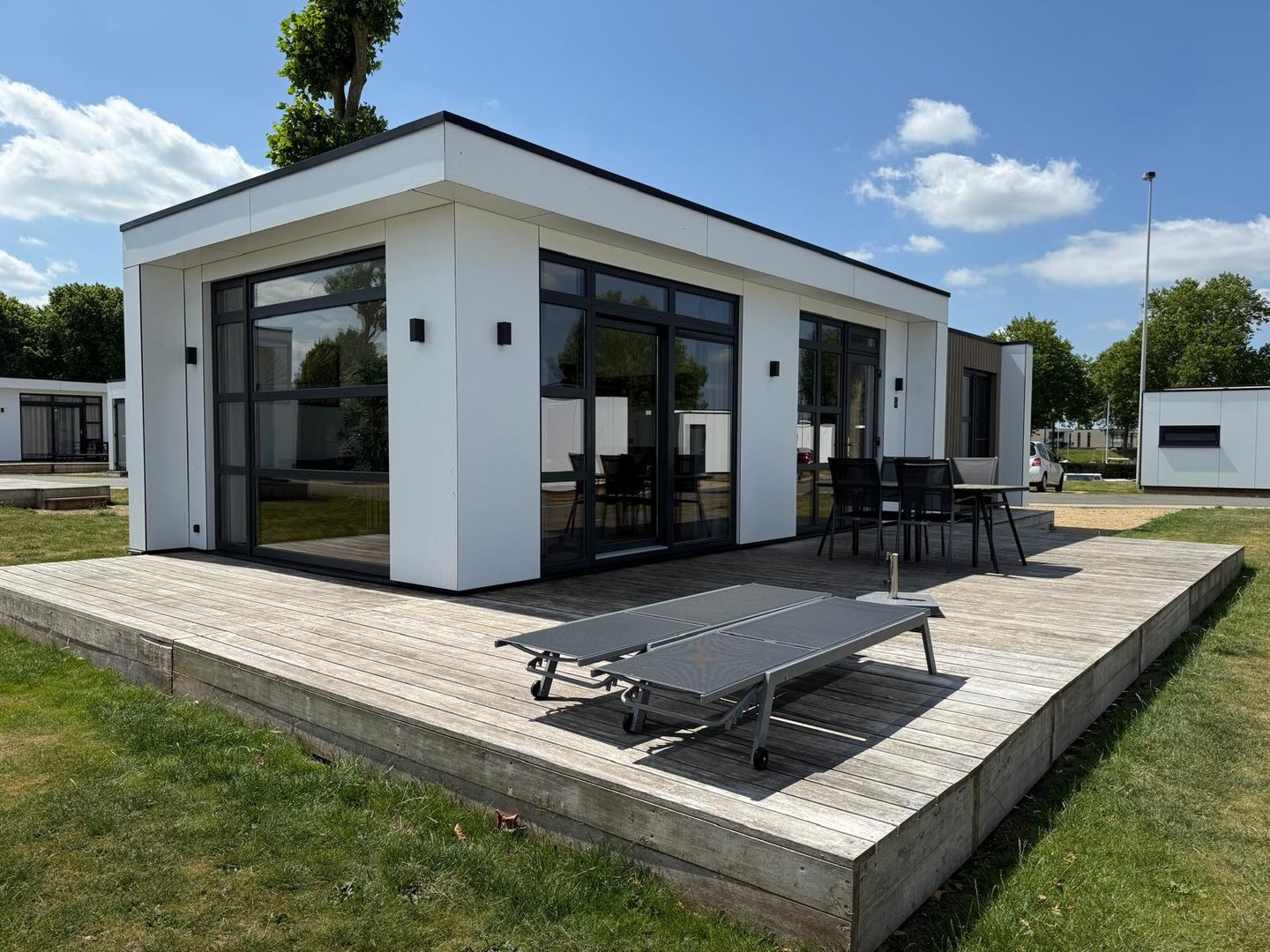 Photo 1 of Rijnbandijk 36-95